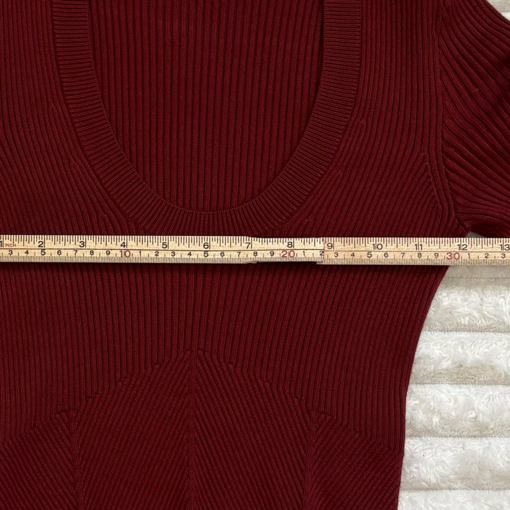 ABERCROMBIE & FITCH Ribbed Scoop Neck Cropped Long Sleeve Top Burgundy XS - Picture 5 of 7